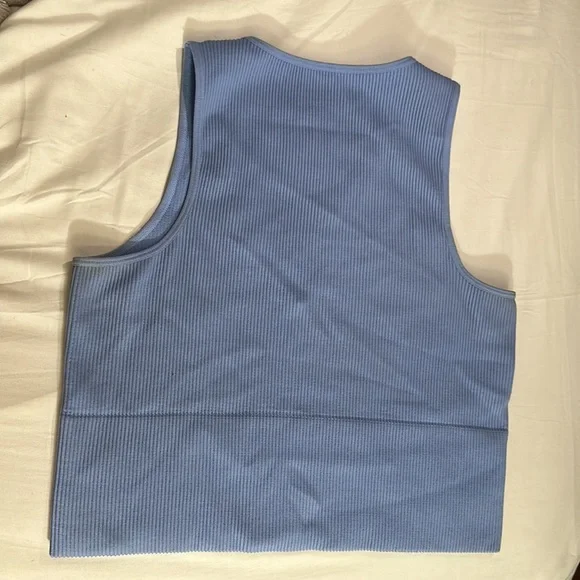 Dynamite Top - Picture 2 of 3